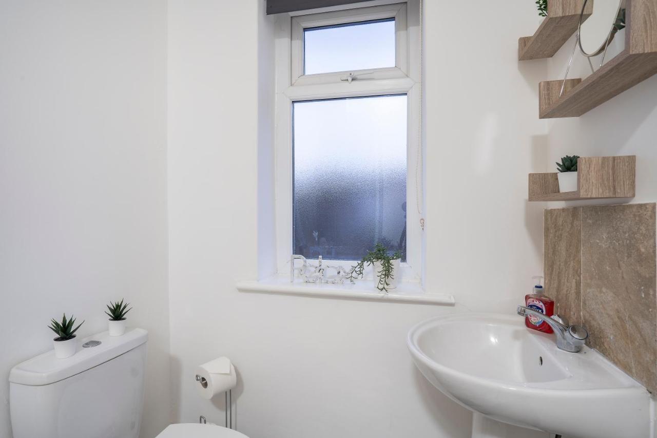 Quiet Neighborhood-Free Parking Apartamento Blackpool Exterior foto