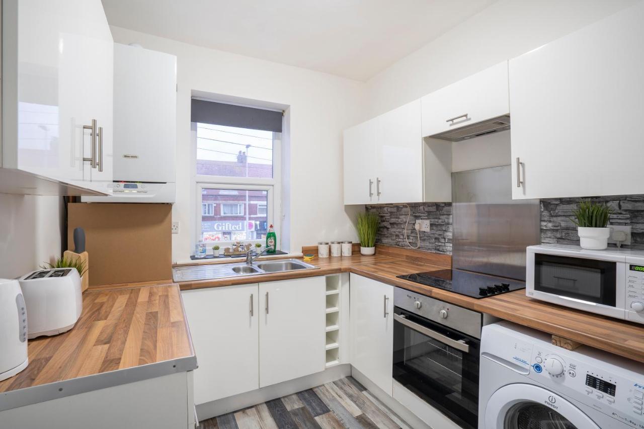 Quiet Neighborhood-Free Parking Apartamento Blackpool Exterior foto