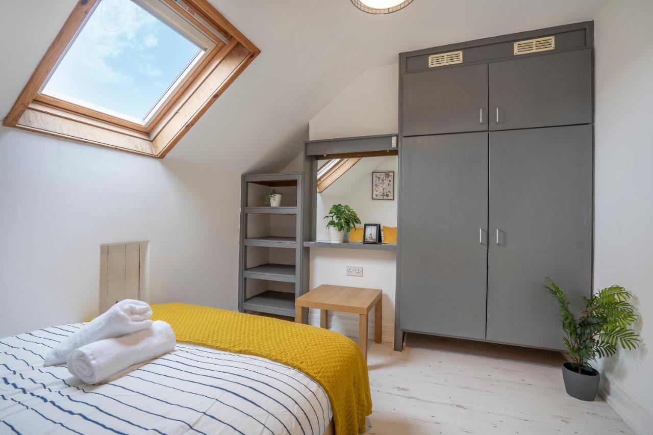 Quiet Neighborhood-Free Parking Apartamento Blackpool Exterior foto
